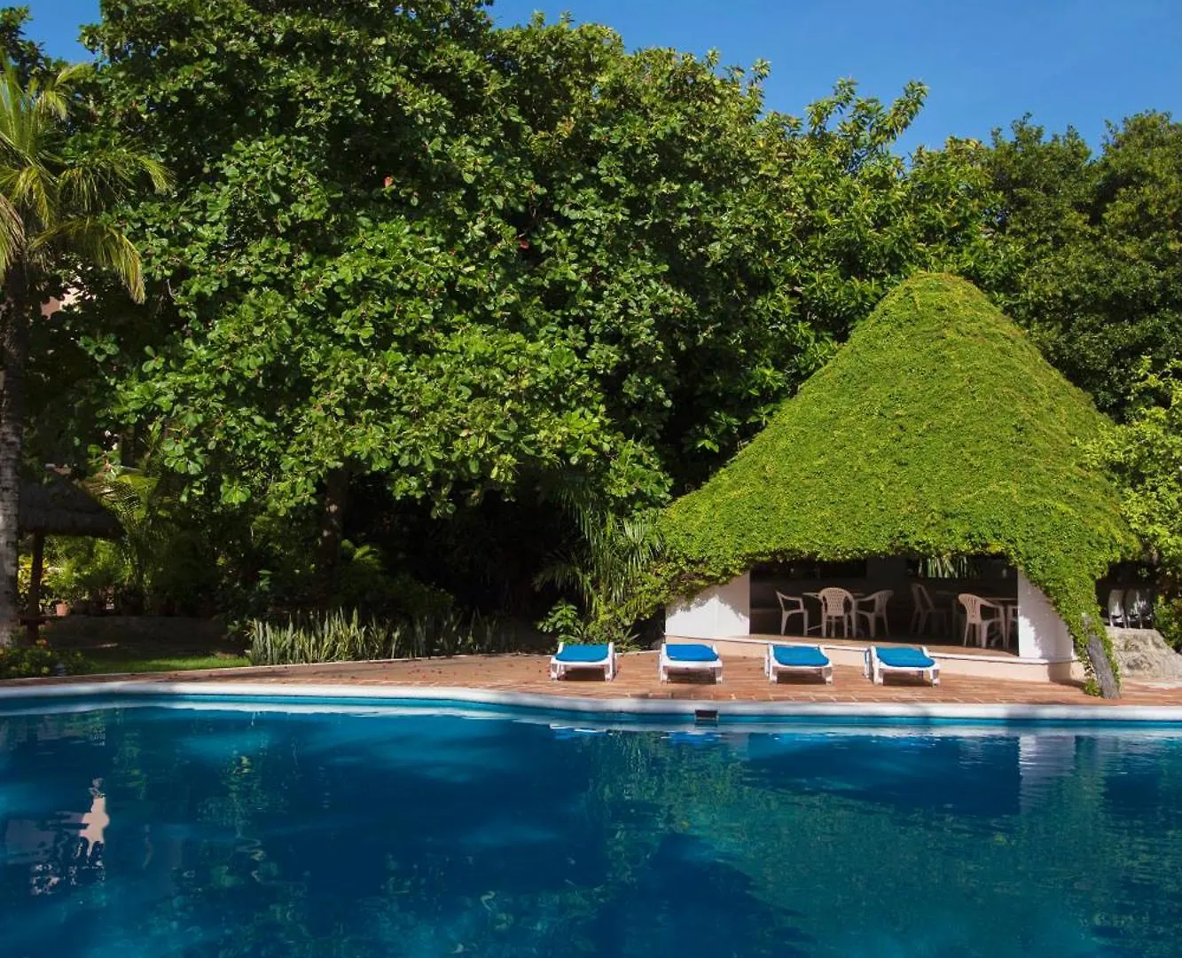 Apartment Cozy Loft With Pool, One Block From The Beach! Cancun