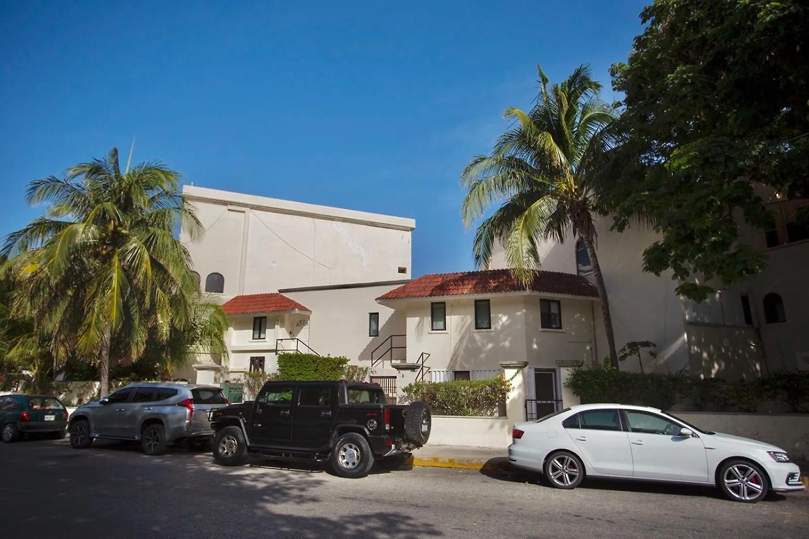 Cozy Loft With Pool, One Block From The Beach! Cancun