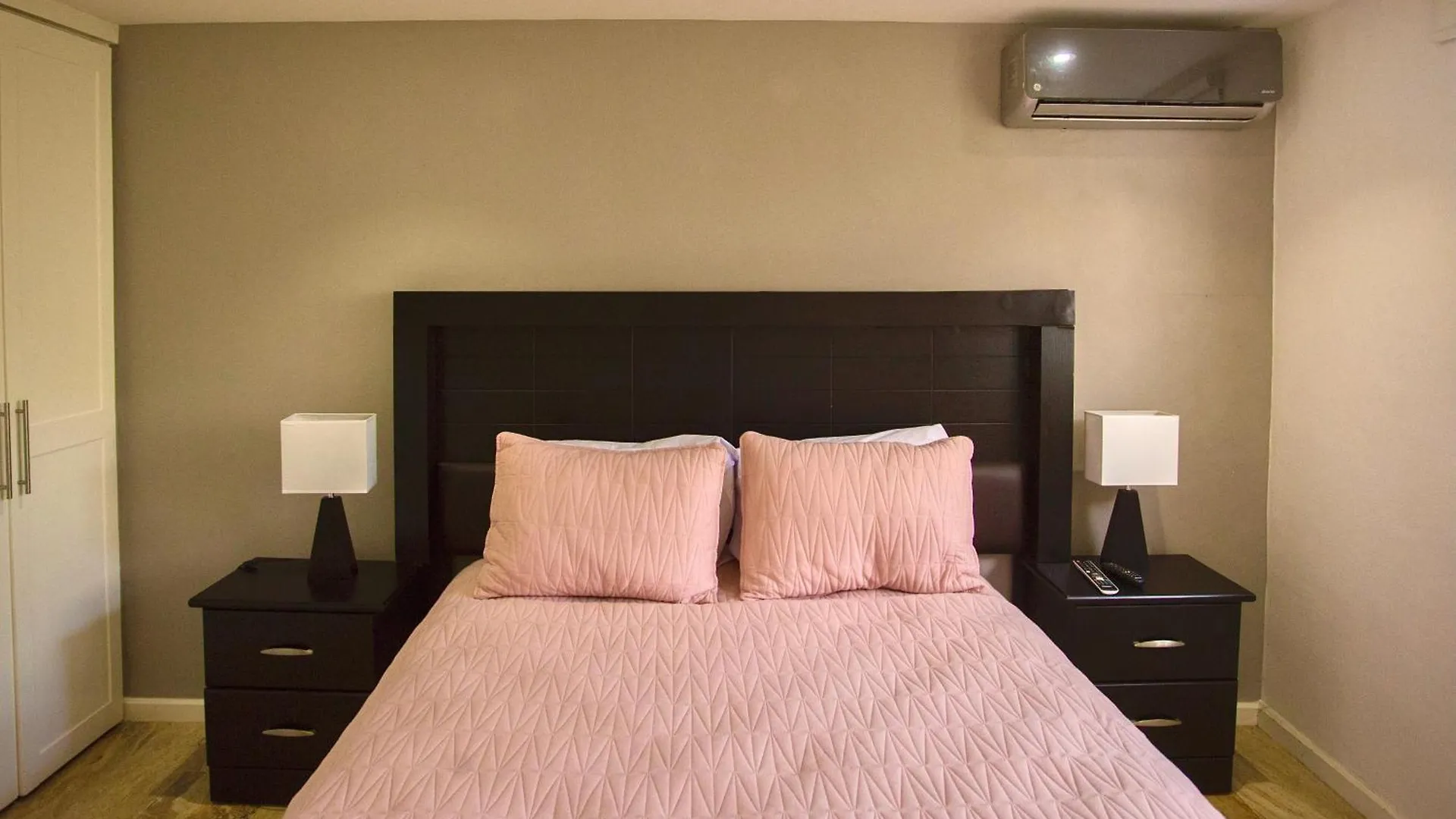 Hermoso departamento a pocos pasos de la playa Cancún 0*,  México